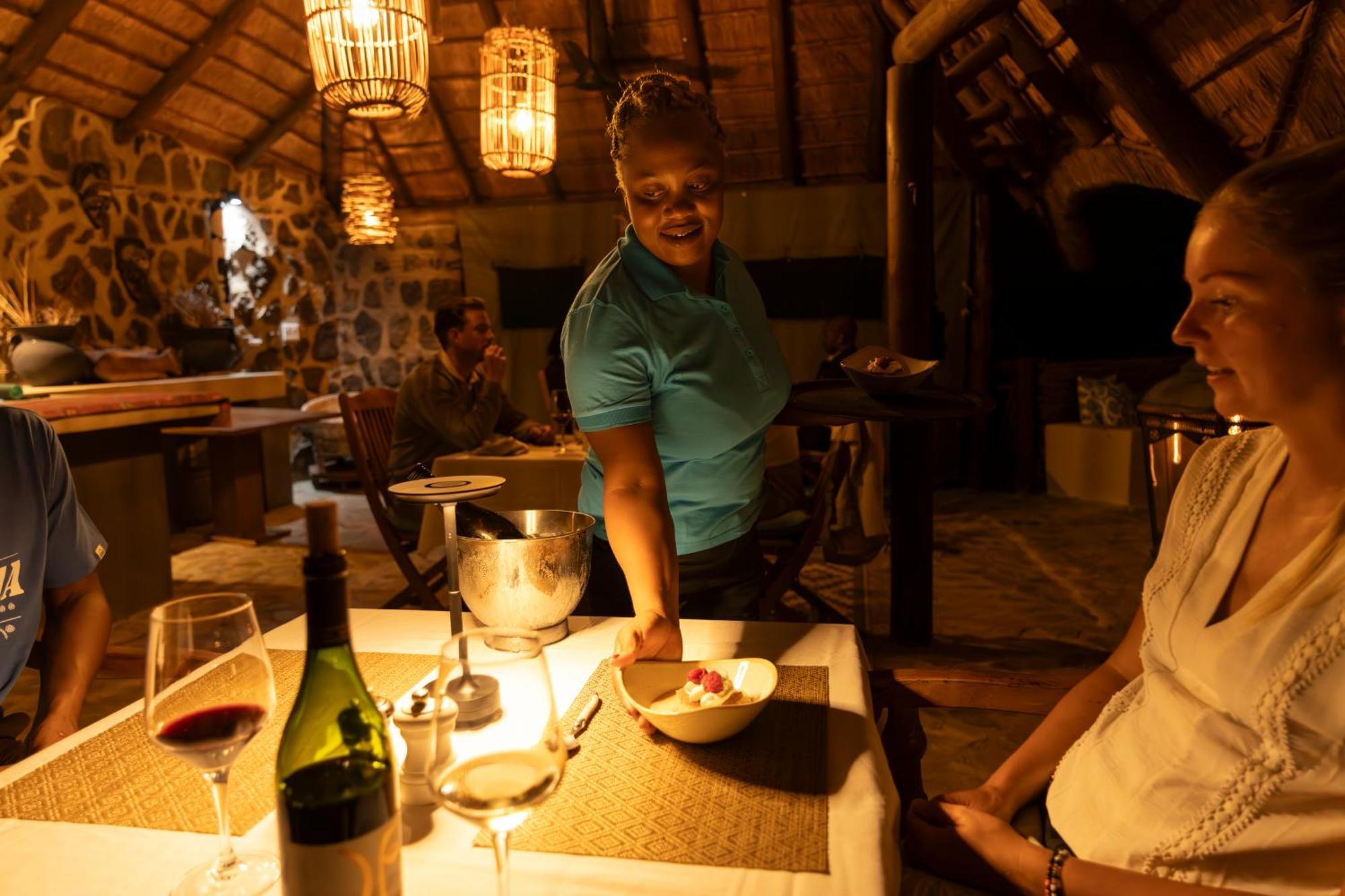 The Wild Blue Lodge Safari & Spa Ходспруит Екстериор снимка