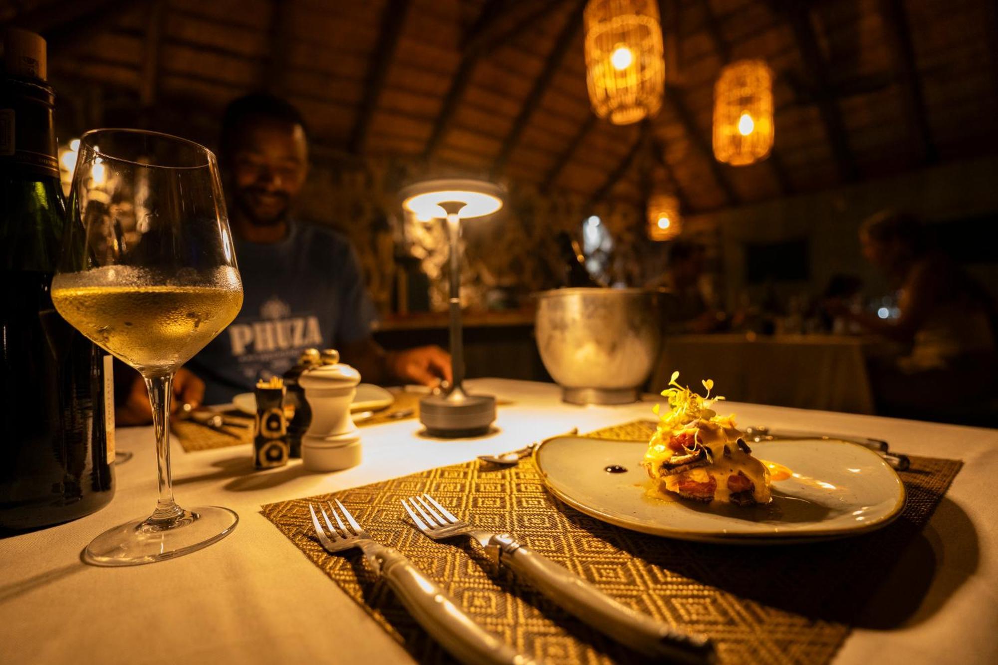 The Wild Blue Lodge Safari & Spa Ходспруит Екстериор снимка